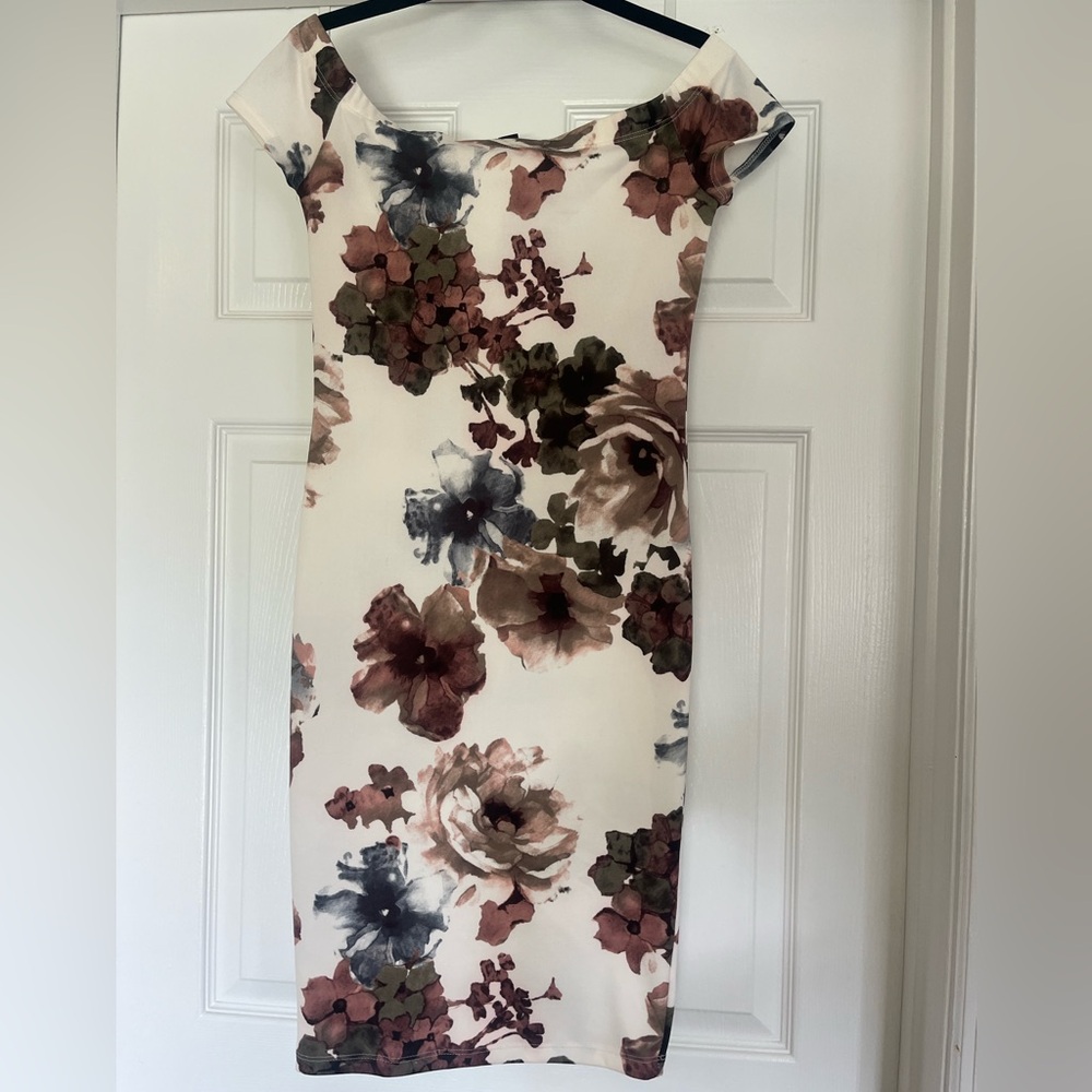 Windsor Cream Floral Midi Dress